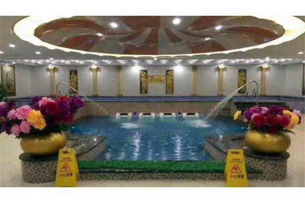 重庆本土按摩小店，推油手法让人欲罢不能！